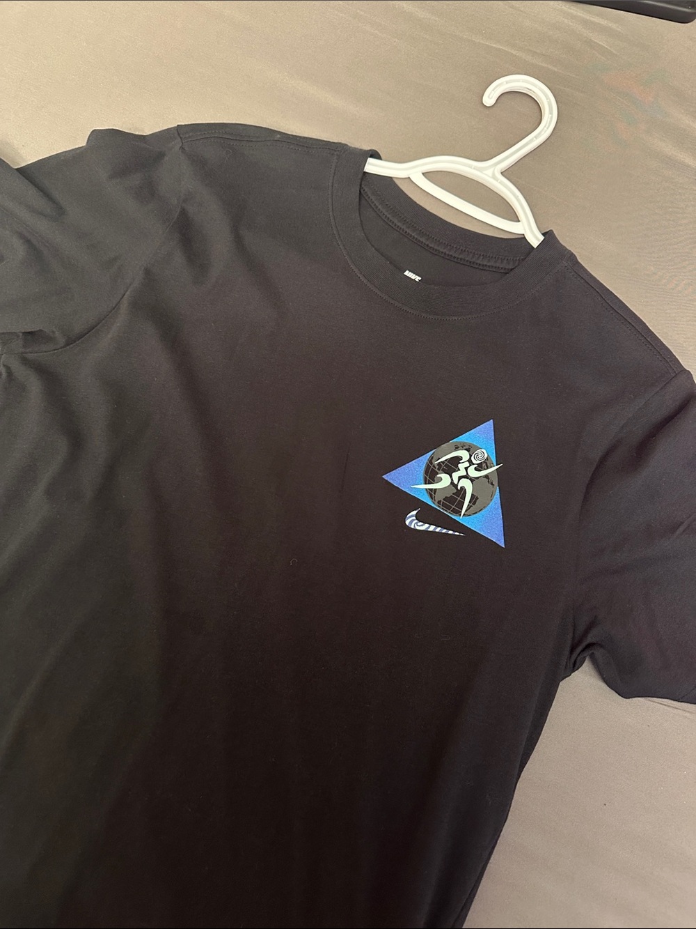 Nike Black Graphic Crewneck T-Shirt with Blue Accent (NEVER WORN)